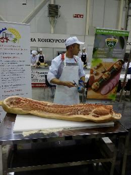 Томичи показали неплохие результаты на сибирском конкурсе профмастерства среди обвальщиков мяса